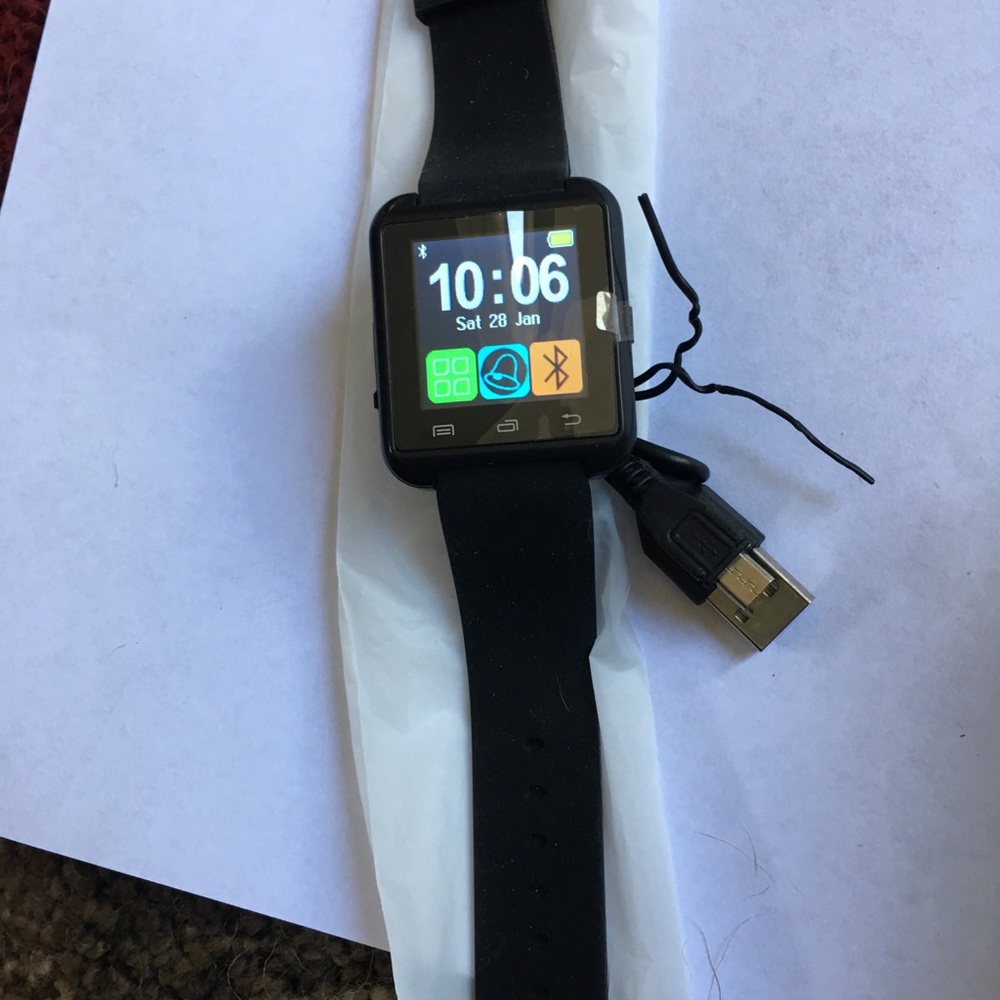 A Uni sex Smart Watch. For an Android and Samsung.